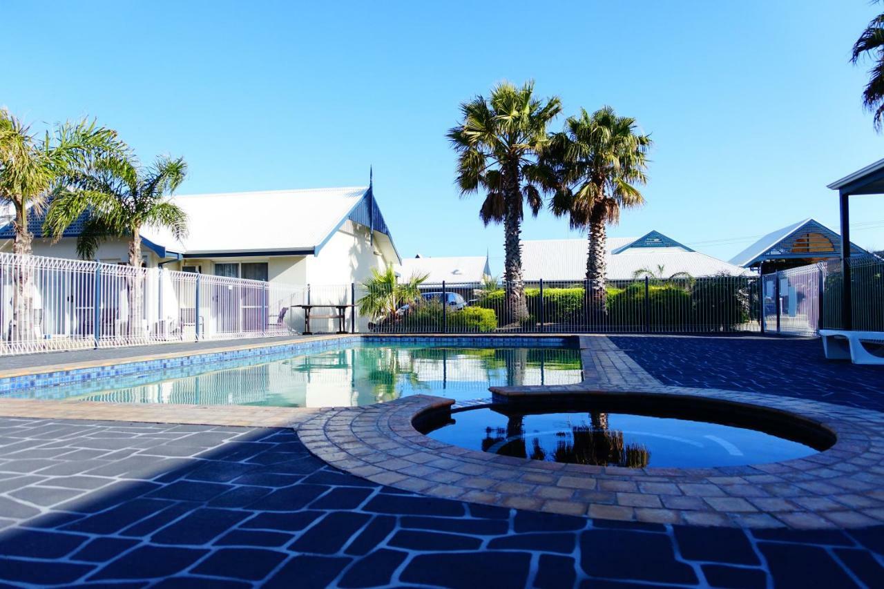 Torquay Tropicana Motel Buitenkant foto